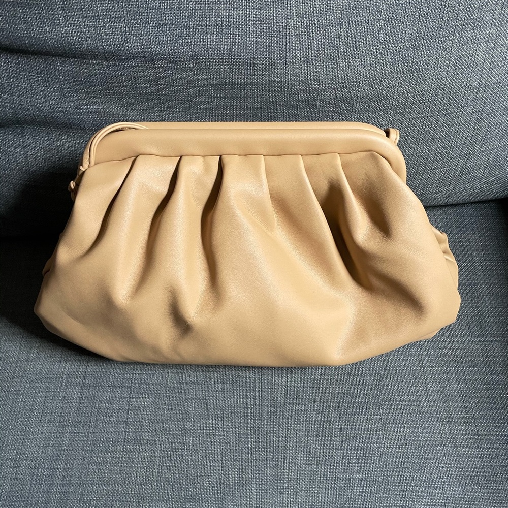 NWOT large pouch bag 👝